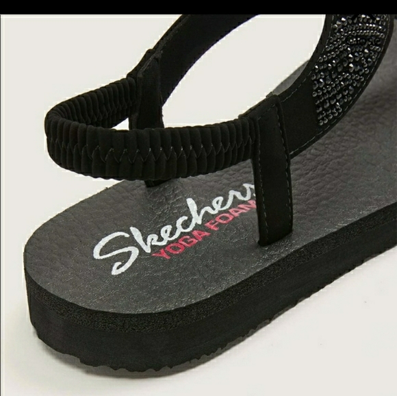 Sketchers sandals - Picture 3 of 3